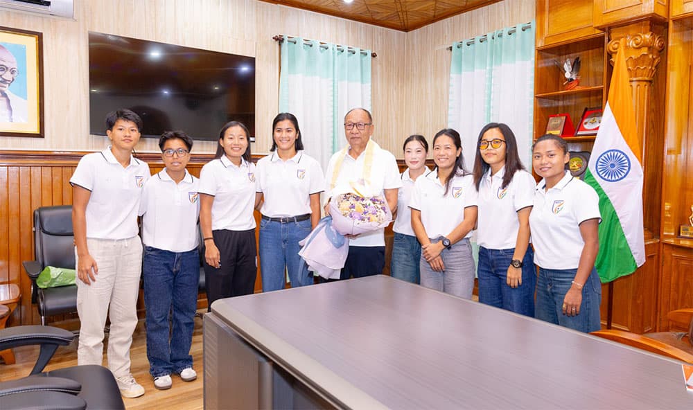9 SAFF title-winning Manipuri women footballers meet CM, seek stronger support for sport