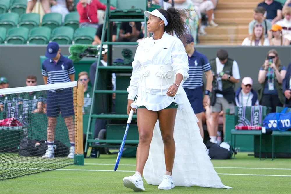 Wimbledon: Naomi Osaka storms into third round as kimono-inspired obi steals the spotlight