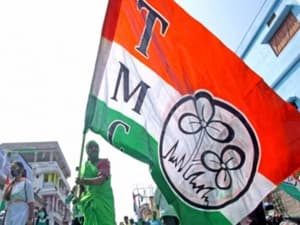 TMC crisis continues: Saayoni, Mala Roy reach Delhi ahead of rebels' meeting with speaker