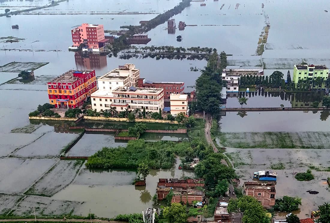 Nearly 50 lakh people affected by floods in 15 Bihar districts as rivers keep swelling