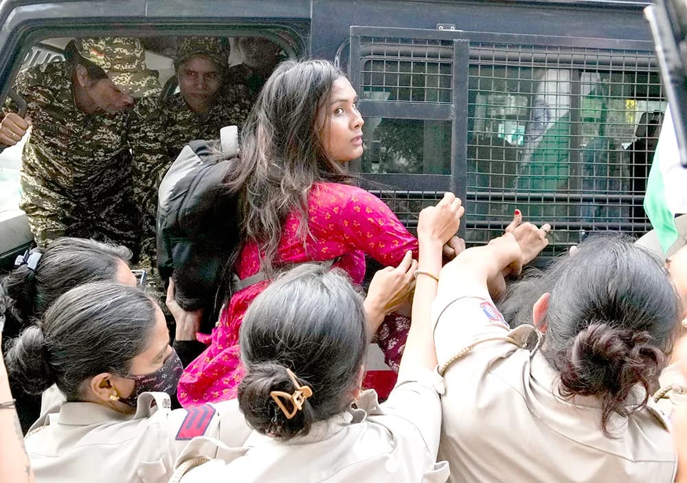Several detained as anti-SIR protesters march towards EC office, demand Gyanesh Kumar's resignation