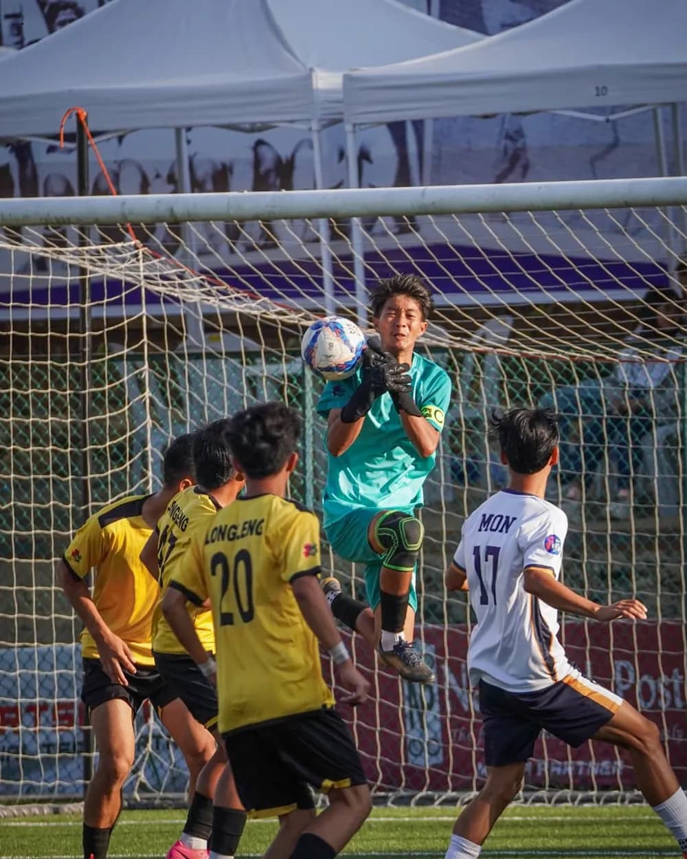 Mon, Zunheboto enter Dr T Ao Trophy semi-finals